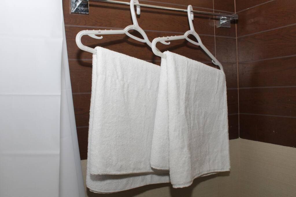 A2J Bgc Luxury 2Br Loft Near Burgos Circle & Malls مانيلا المظهر الخارجي الصورة